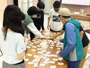 【星槎名古屋中学校】<br>SDGsゼミでSDGsカルタに挑戦！