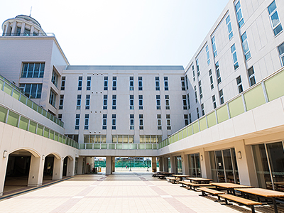 椙山女学園中学校の校舎