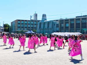 【南山中学校女子部】<br>中高合同の体育祭を開催